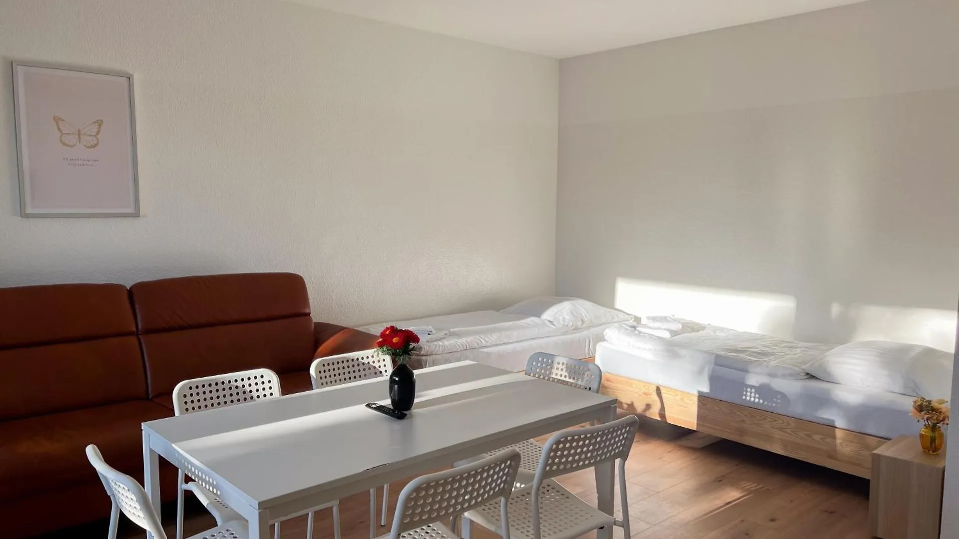 T&K Apartments - Duesseldorf - 3 Room Apartment With Private Parking 7Min Fair And Airport Dus