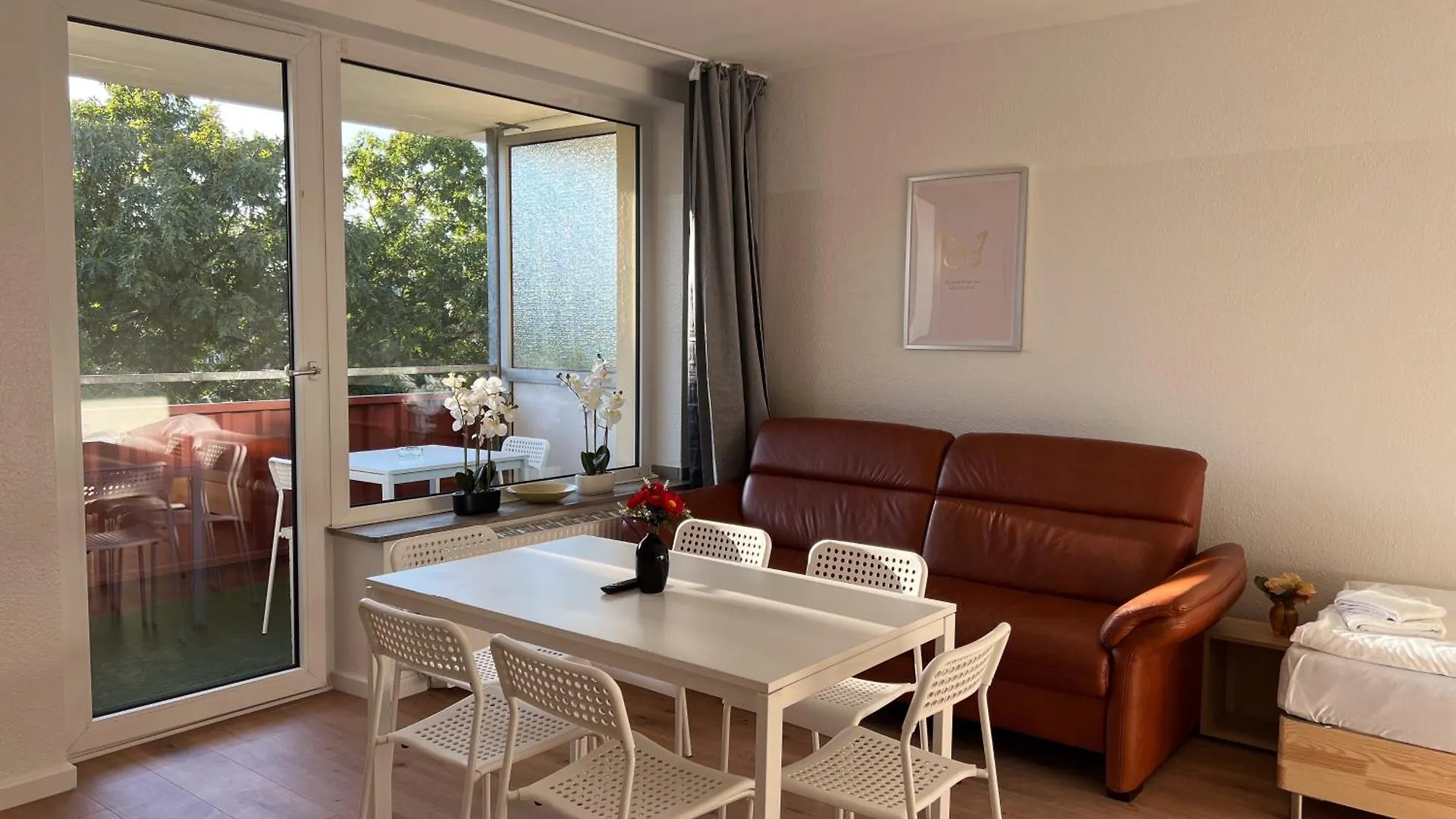 T&K Apartments - Duesseldorf - 3 Room Apartment With Private Parking 7Min Fair And Airport Dus